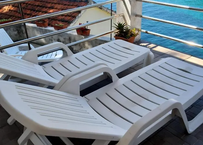 Semesterbostad Vacation In Pelinovik Bay