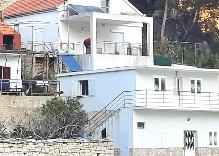 Vacation In Pelinovik Bay Semesterbostad Bogomolje